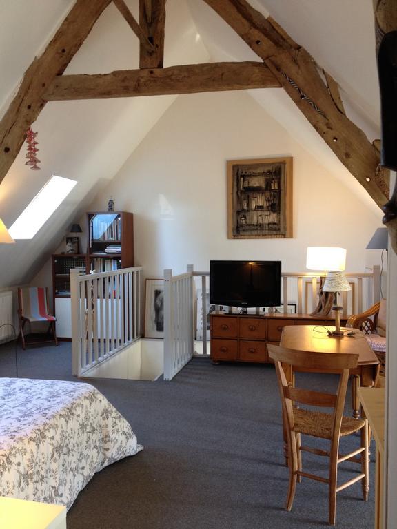 Kirribilli Bed and Breakfast Pleine-Fougères Habitación foto